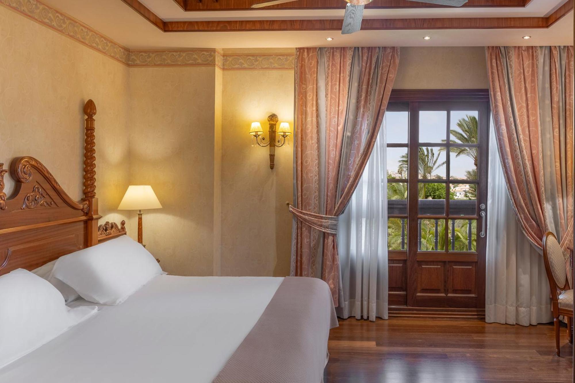 Elba Palace Golf Boutique Hotel - Adults Only 칼레타데푸스테 외부 사진
