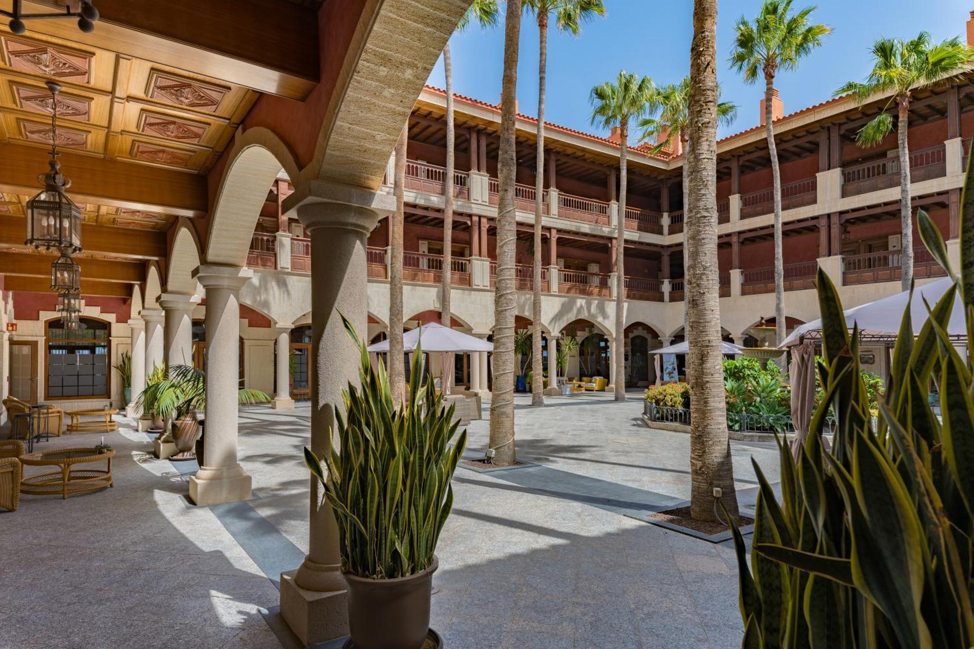 Elba Palace Golf Boutique Hotel - Adults Only 칼레타데푸스테 외부 사진