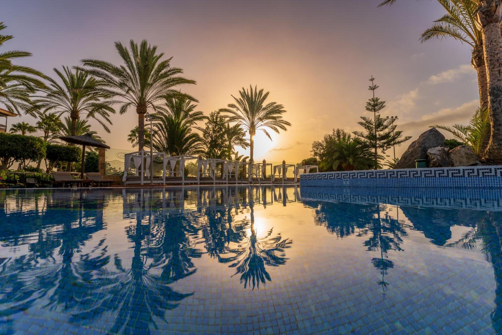 Elba Palace Golf Boutique Hotel - Adults Only 칼레타데푸스테 외부 사진